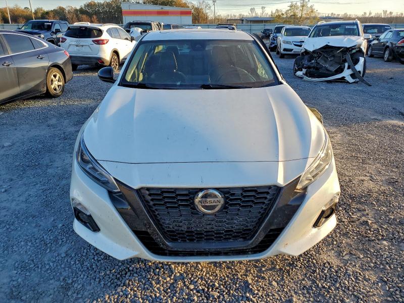 Photo 5 from auction – 2022 NISSAN ALTIMA SR with VIN 1N4BL4CV8NN407966