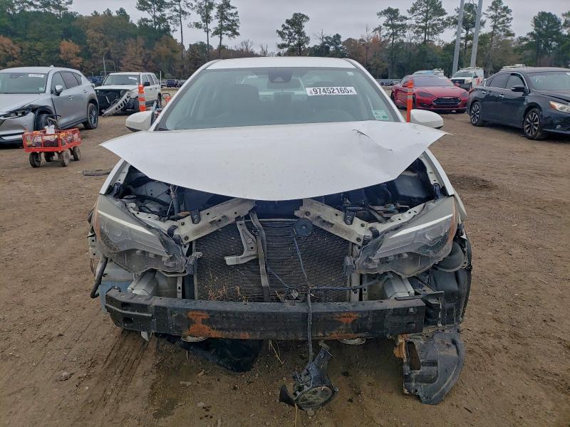 Photo 5 from auction – 2017 TOYOTA COROLLA L with VIN 5YFBURHE1HP662754