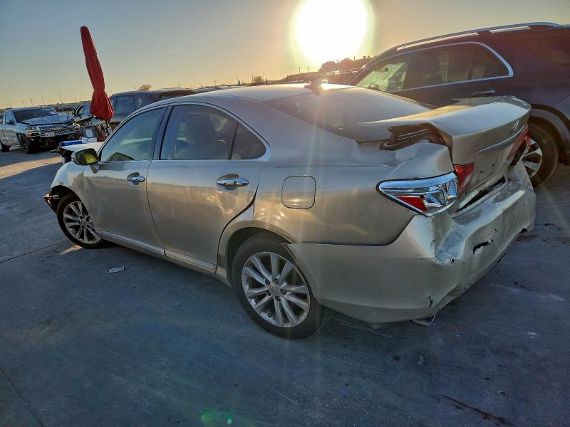 Photo 2 from auction – 2011 LEXUS ES 350 with VIN JTHBK1EG8B2465789
