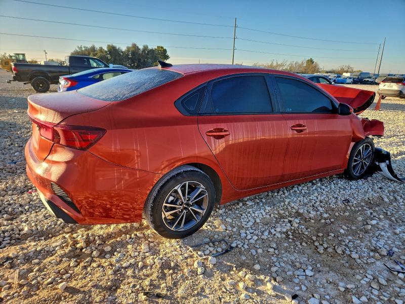 Photo 3 from auction – 2023 KIA FORTE LX with VIN 3KPF24AD0PE680187