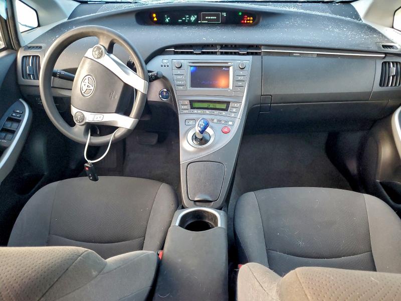 Photo 8 from auction – 2015 TOYOTA PRIUS with VIN JTDKN3DUXF0481618