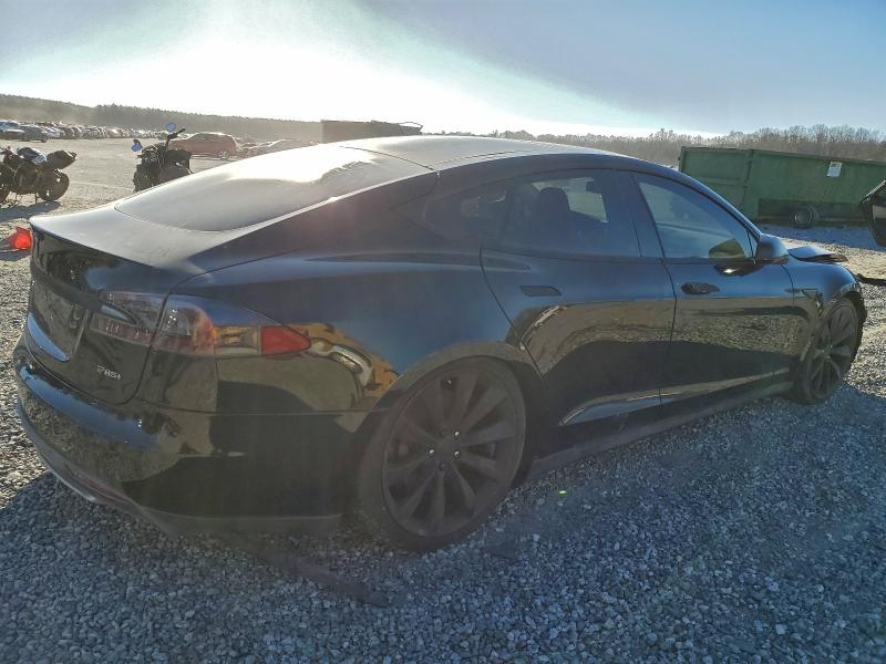 Photo 3 from auction – 2013 TESLA MODEL S with VIN 5YJSA1DP4DFP13557