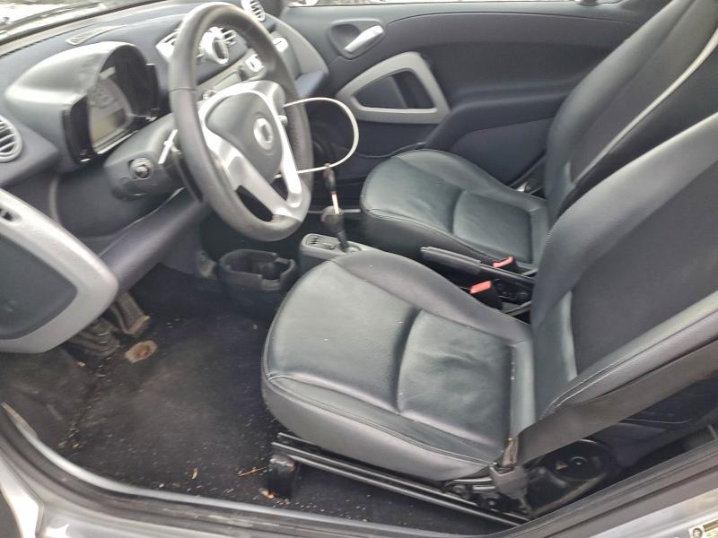 Photo 7 from auction – 2013 SMART FORTWO PUR with VIN WMEEJ3BA3DK701458
