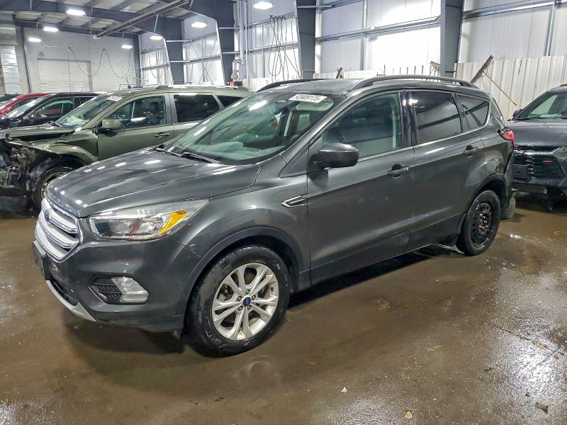 FORD ESCAPE SE 2018 with VIN 1FMCU9GDXJUB43798 - Photo from auction