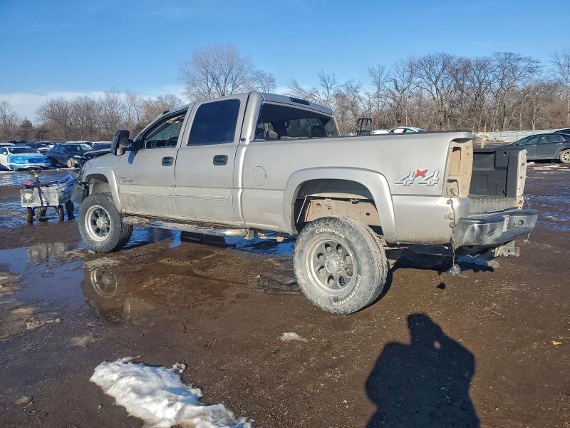 Photo 2 from auction – 2004 CHEVROLET SILVERADO with VIN 1GCHK23234F201626