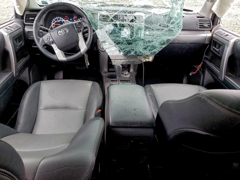 Photo 8 from auction – 2019 TOYOTA 4RUNNER SR with VIN JTEBU5JR2K5646987