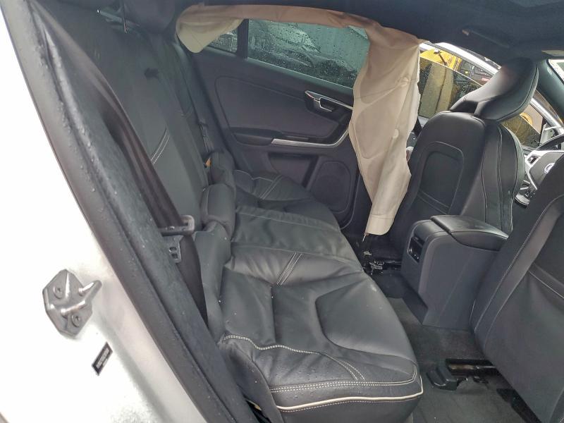 Photo 10 from auction – 2016 VOLVO S60 POLEST with VIN YV1902TS5G2393566