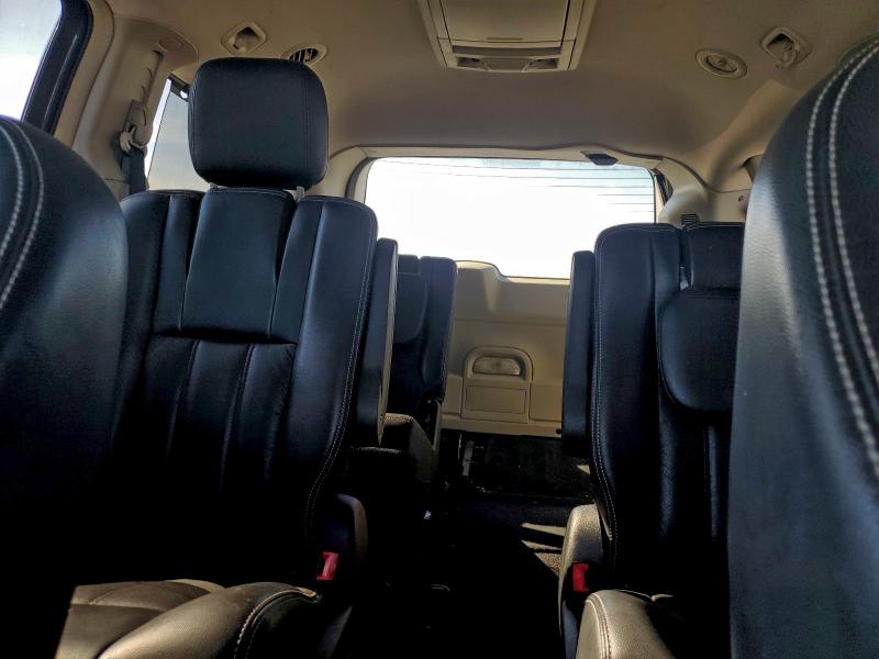 Photo 10 from auction – 2011 CHRYSLER TOWN & COU with VIN 2A4RR8DG6BR659447