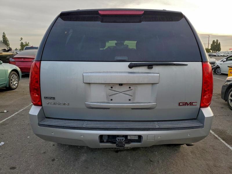 Photo 6 from auction – 2012 GMC YUKON SLT with VIN 1GKS1CE09CR128175