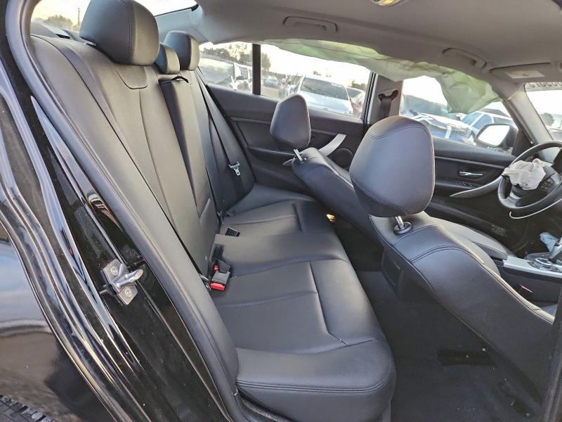 Photo 10 from auction – 2014 BMW 320 I with VIN WBA3B1C59EK134339