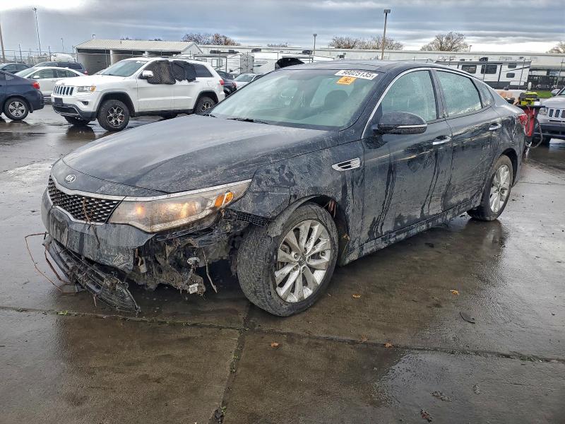 KIA OPTIMA LX 2018 with VIN 5XXGT4L32JG246177 - Photo from auction