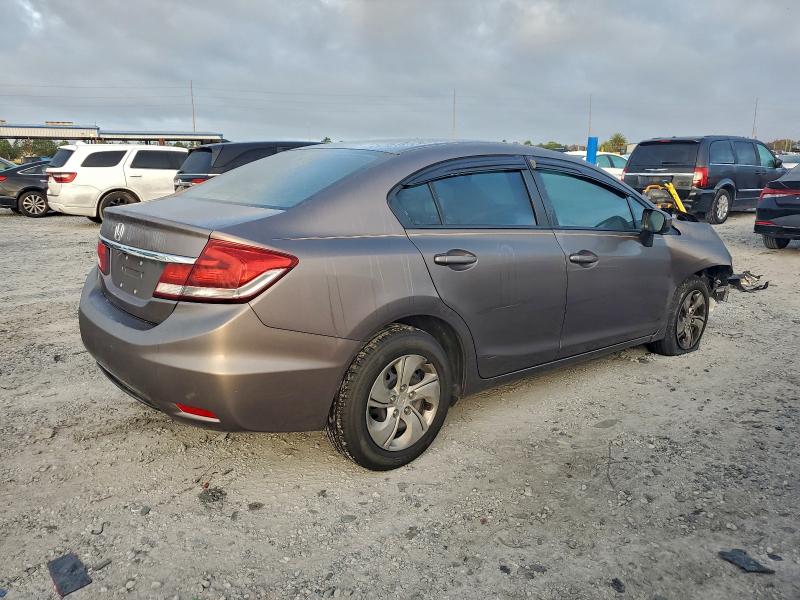 Photo 3 from auction – 2015 HONDA CIVIC with VIN 19XFB2F57FE115133