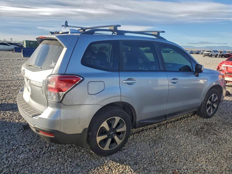 Photo 3 from auction – 2017 SUBARU FORESTER 2 with VIN JF2SJAEC9HH435306