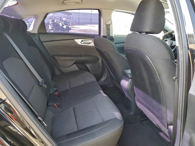 Photo 10 from auction – 2022 KIA FORTE FE with VIN 3KPF24AD1NE455208