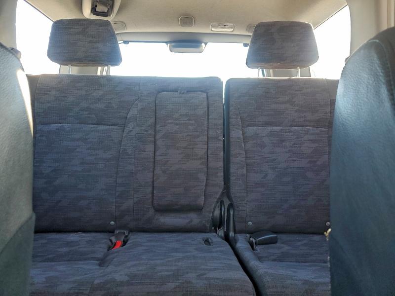 Photo 10 from auction – 2004 HONDA CR-V LX with VIN JHLRD68454C010441