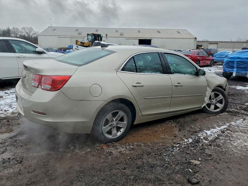 Photo 3 from auction – 2013 CHEVROLET MALIBU LS with VIN 1G11B5SA2DF218874