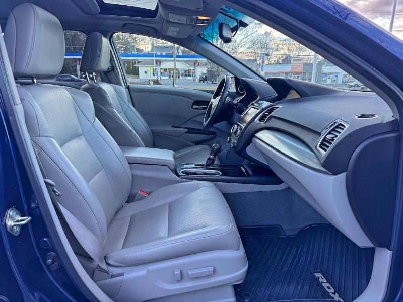 Photo 5 from auction – 2016 ACURA RDX TECHNO with VIN 5J8TB4H53GL024625