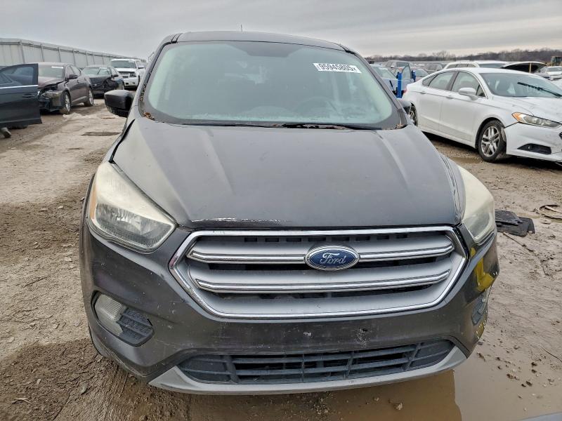 Photo 5 from auction – 2017 FORD ESCAPE SE with VIN 1FMCU0GD8HUD82014