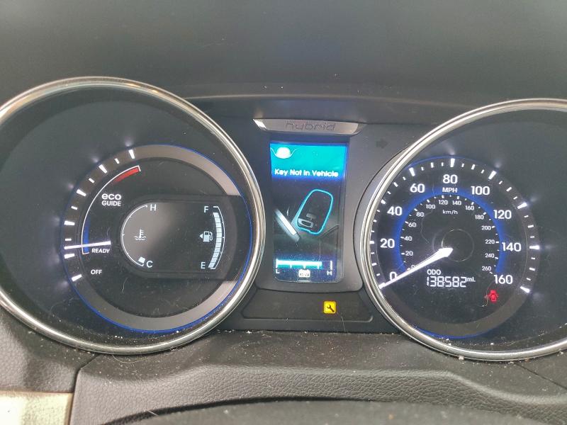 Photo 9 from auction – 2013 HYUNDAI SONATA HYB with VIN KMHEC4A40DA101329