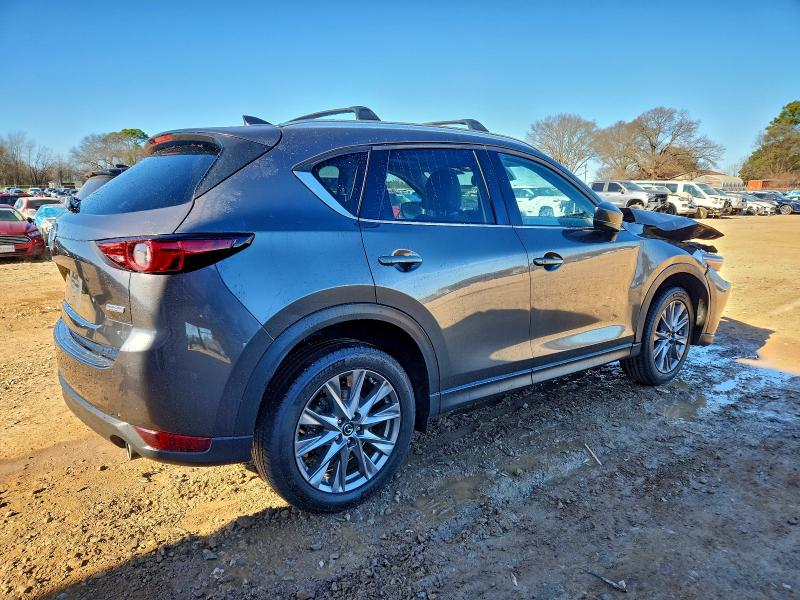 Photo 3 from auction – 2019 MAZDA CX-5 GRAND with VIN JM3KFADM3K1627435