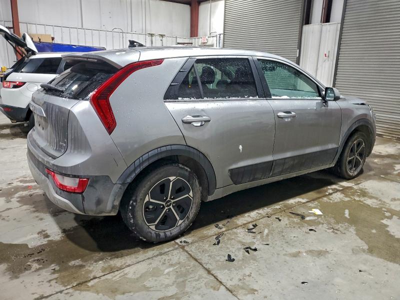Photo 3 from auction – 2023 KIA NIRO with VIN KNDCP3LEXP5069955