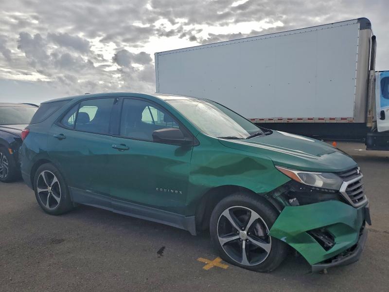 Photo 4 from auction – 2018 CHEVROLET EQUINOX with VIN 2GNAXHEV1J6342480