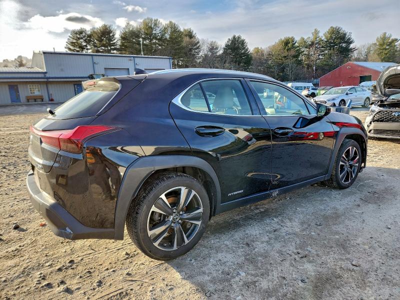 Photo 3 from auction – 2019 LEXUS UX 250H with VIN JTHU9JBH3K2013265