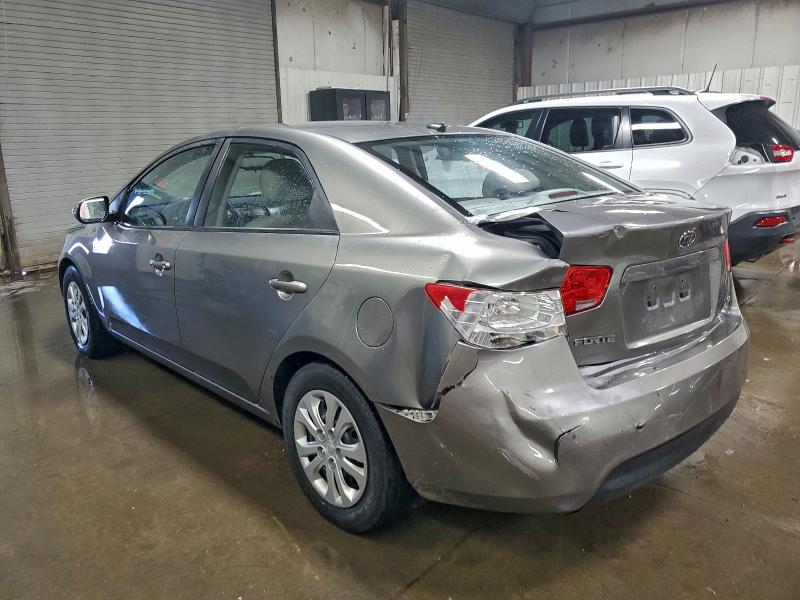 Photo 2 from auction – 2010 KIA FORTE EX with VIN KNAFU4A20A5054647