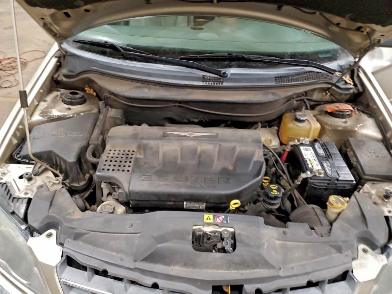 Photo 12 from auction – 2005 CHRYSLER PACIFICA T with VIN 2C4GF68405R539111