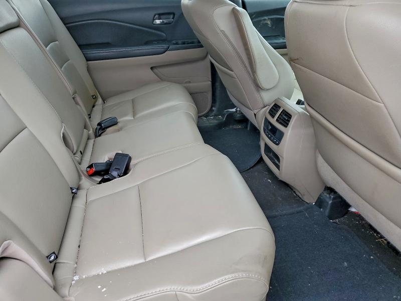 Photo 11 from auction – 2017 HONDA PILOT EXL with VIN 5FNYF6H50HB026356