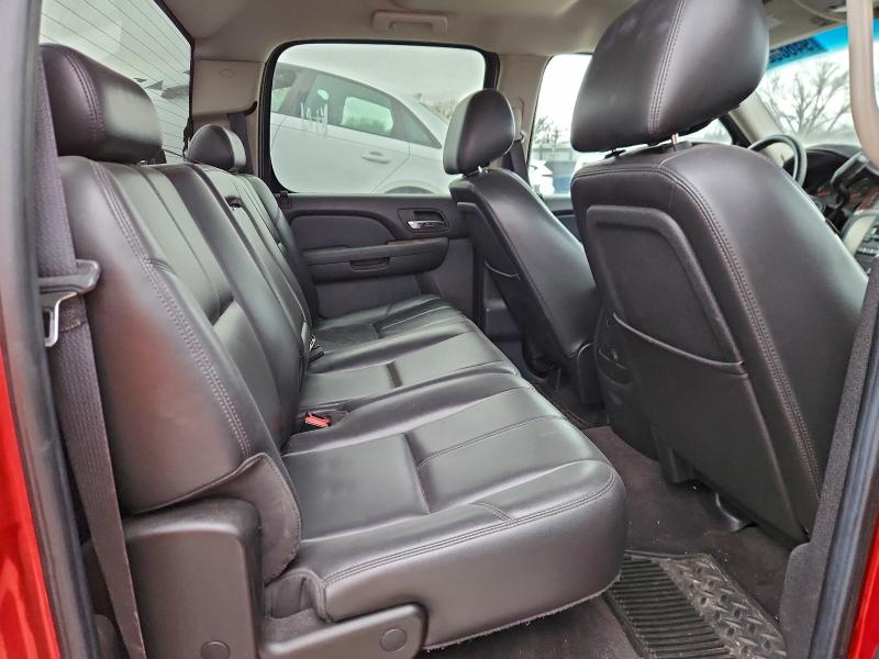 Photo 10 from auction – 2010 GMC SIERRA K15 with VIN 3GTRKWE38AG265060