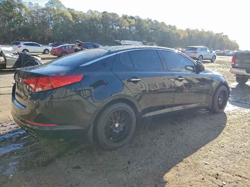 Photo 3 from auction – 2012 KIA OPTIMA LX with VIN 5XXGM4A77CG013739