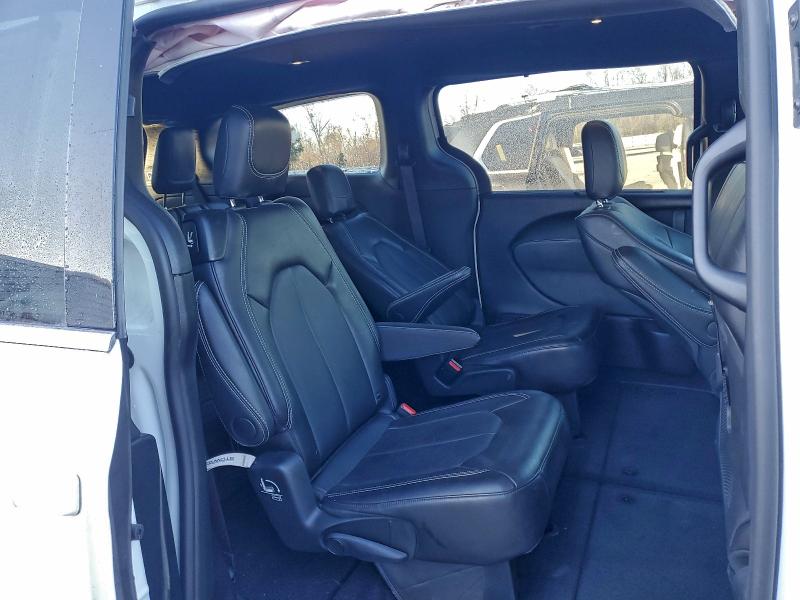 Photo 11 from auction – 2026 CHRYSLER PACIFICA S with VIN 2C4RC1BG0TR157035