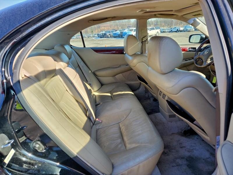 Photo 10 from auction – 2002 LEXUS ES with VIN JTHBF30G120021608