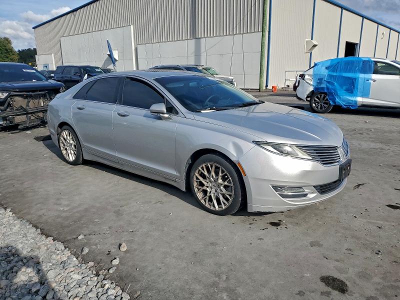 Фото 4 с аукциона – 2016 LINCOLN MKZ с VIN 3LN6L2GK5GR607022