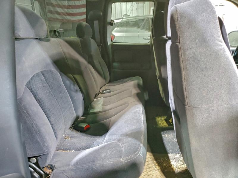Photo 10 from auction – 2002 CHEVROLET SILVERADO with VIN 2GCEK19TX21335664
