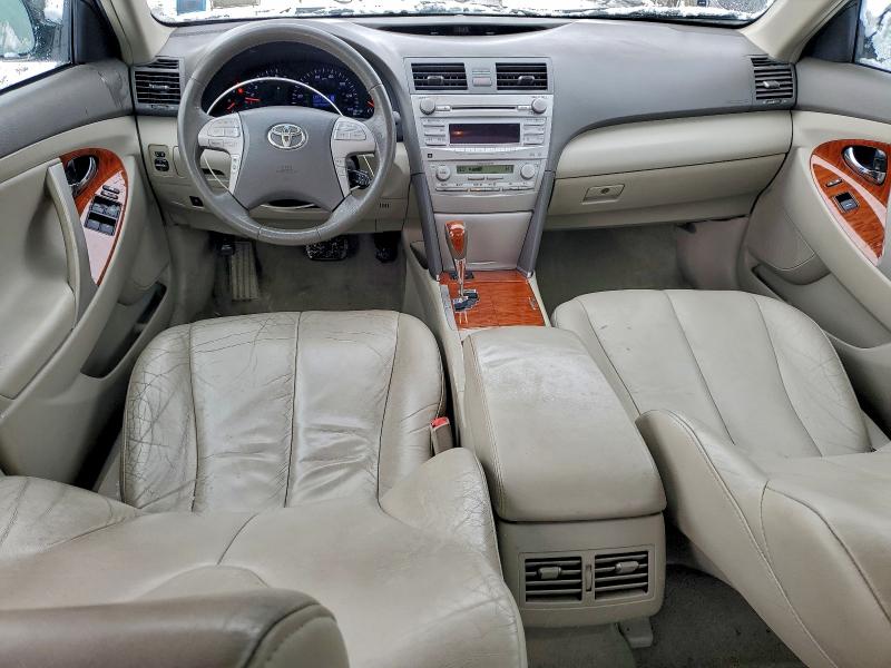 Photo 8 from auction – 2011 TOYOTA CAMRY BASE with VIN 4T1BF3EK7BU618572