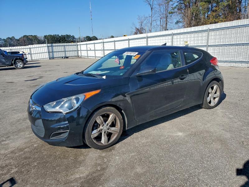 HYUNDAI VELOSTER 2013 with VIN KMHTC6AD1DU096465 - Photo from auction