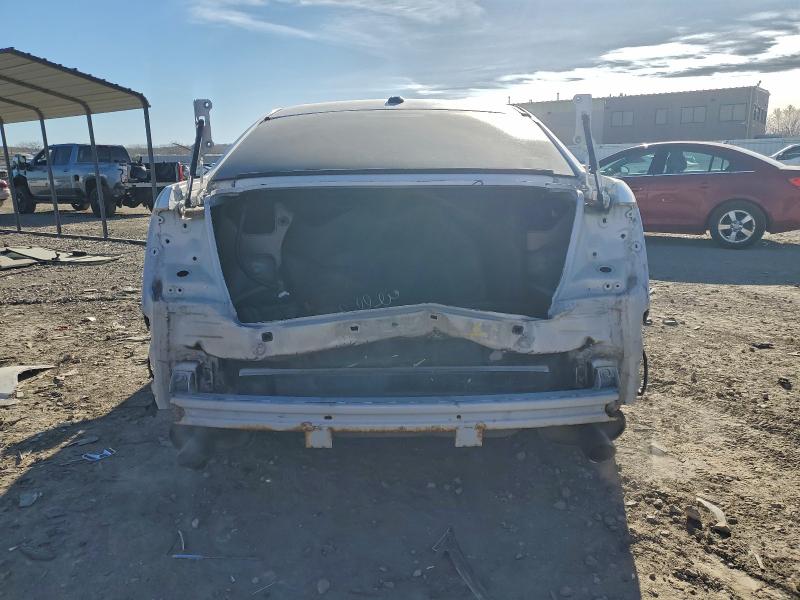 Photo 6 from auction – 2015 FORD TAURUS LIM with VIN 1FAHP2F86FG125694