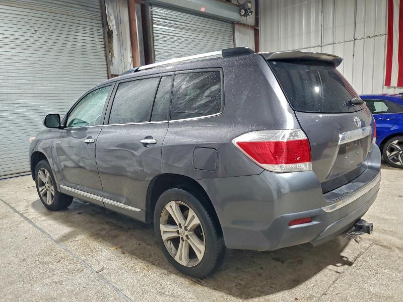 Photo 2 from auction – 2013 TOYOTA HIGHLANDER with VIN 5TDDK3EH1DS180720