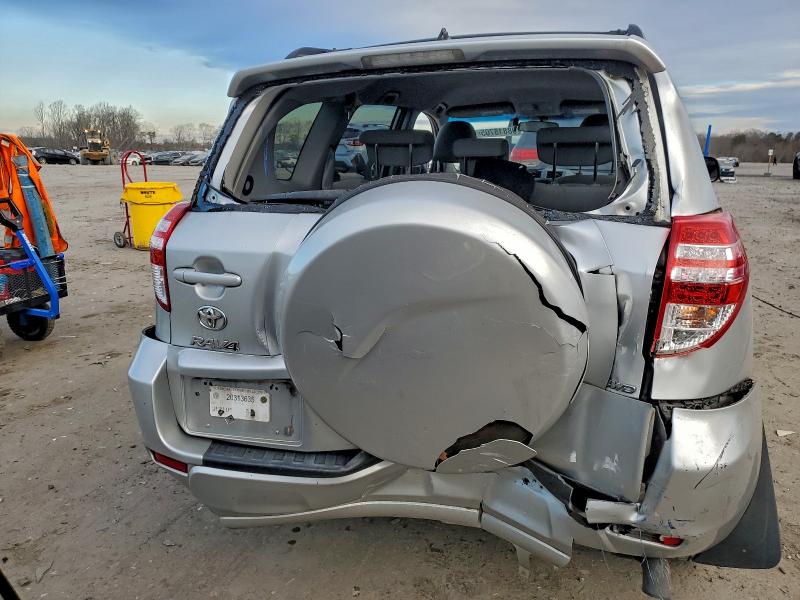 Photo 6 from auction – 2011 TOYOTA RAV4 with VIN 2T3BF4DV5BW128186