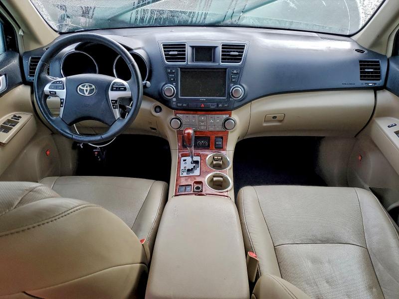 Photo 8 from auction – 2012 TOYOTA HIGHLANDER with VIN 5TDYK3EH8CS054404
