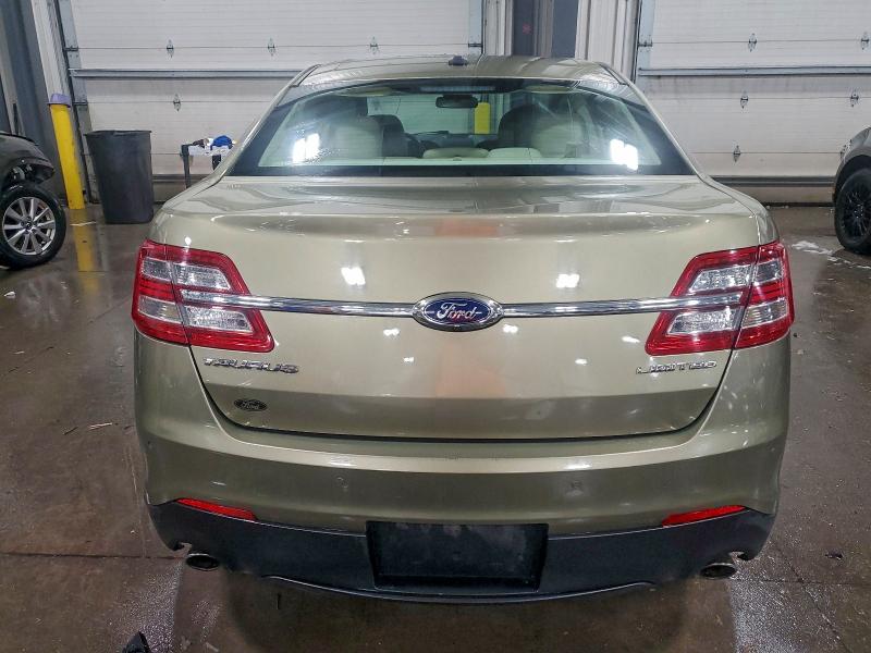 Photo 6 from auction – 2013 FORD TAURUS LIM with VIN 1FAHP2F80DG232866