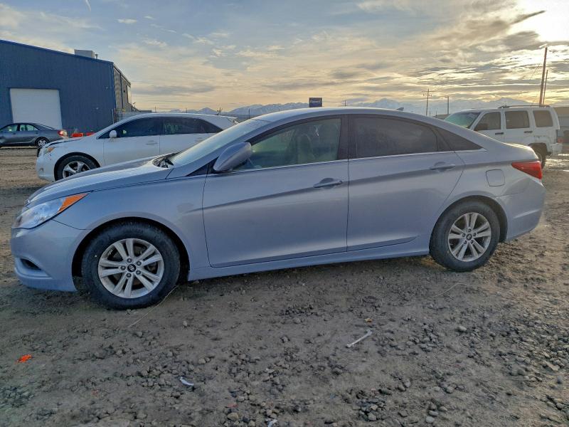 HYUNDAI SONATA GLS 2011 with VIN 5NPEB4AC8BH246445 - Photo from auction
