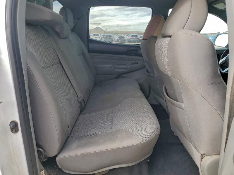 Photo 10 from auction – 2015 TOYOTA TACOMA with VIN 3TMLU4EN6FM184637