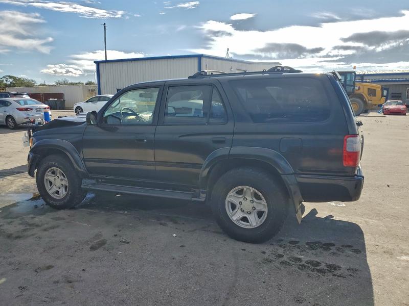 Photo 2 from auction – 2000 TOYOTA 4RUNNER SR with VIN JT3GN86R9Y0166165