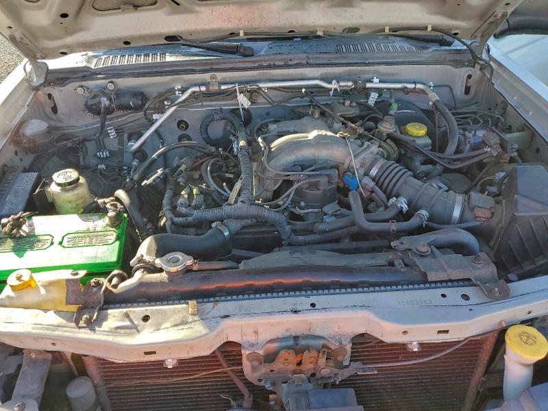 Photo 11 from auction – 2003 NISSAN FRONTIER C with VIN 1N6ED29X23C403953