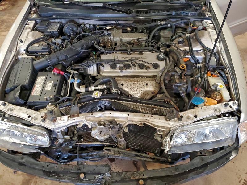 Photo 11 from auction – 1997 HONDA ACCORD EX with VIN 1HGCD5666VA078828