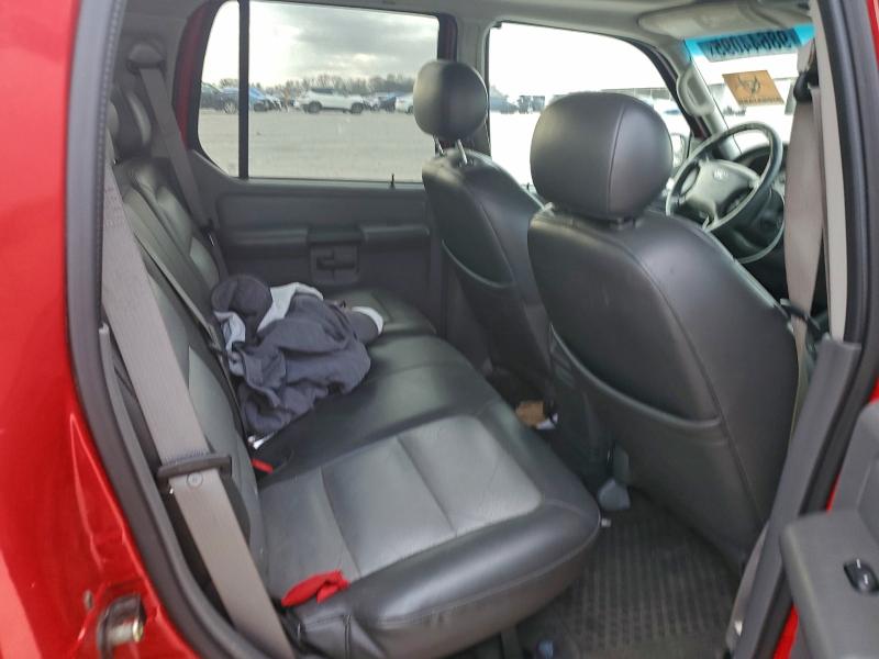 Photo 10 from auction – 2005 FORD EXPLORER S with VIN 1FMDU77K05UA88453