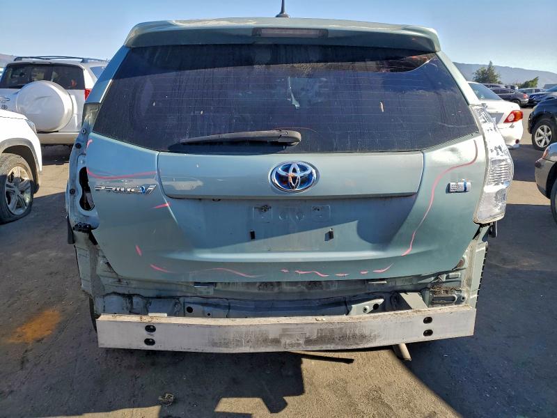 Photo 6 from auction – 2013 TOYOTA PRIUS V with VIN JTDZN3EU3D3243585